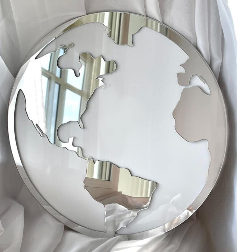 D.40 Élément Décoratif en Acrylique Miroir Argenté - Forme de Carte du Monde